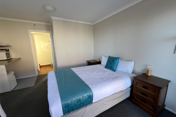 Standard Room bedroom