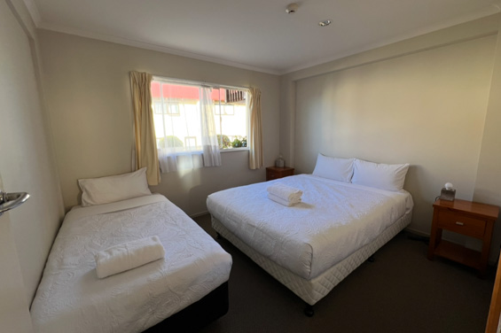 Ground-Floor Family Apartment bedroom