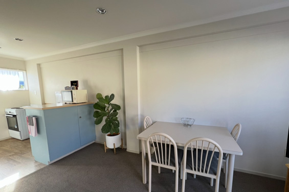 Ground-Floor Family Apartment dining